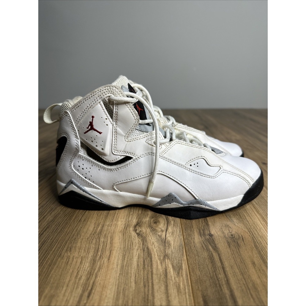 Nike Boys Air Jordan Sz‎ 6 Y True Flight 343795-121 White Black Basketball Shoes